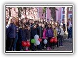 18 ФЕВРУАРИ 2019 - ВЕНЦИ И ЦВЕТЯ ПРЕД БЮСТА НА АПОСТОЛА