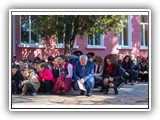 18 ФЕВРУАРИ 2019 - ВЕНЦИ И ЦВЕТЯ ПРЕД БЮСТА НА АПОСТОЛА