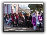 18 ФЕВРУАРИ 2019 - ВЕНЦИ И ЦВЕТЯ ПРЕД БЮСТА НА АПОСТОЛА