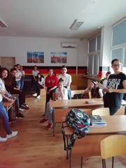 2019, ОБУЧЕННИЕ "НЕВИДИМИЯТ РАСИЗЪМ"