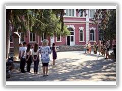 С венци и цветя отбелязахме 183 години от рождението на Апостола 